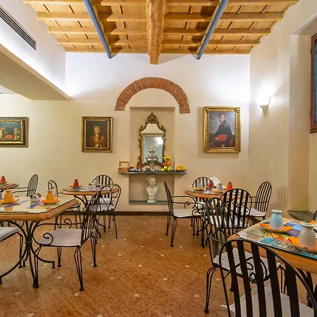 Hotel Porta Faenza Florence