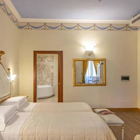Porta Faenza Hotel 3*