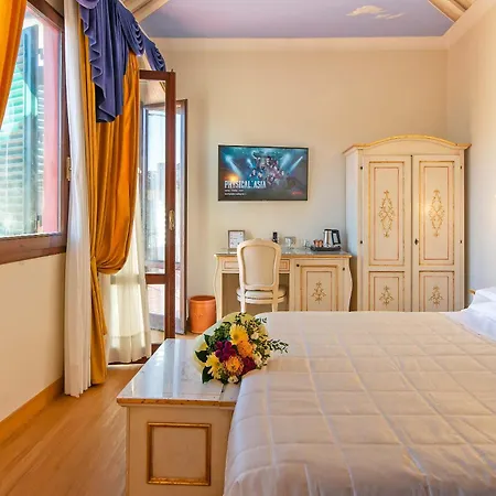 Hotel Porta Faenza Florence