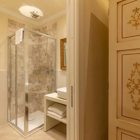 Hotel Porta Faenza Florence