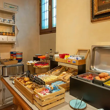 Porta Faenza Hotel 3*